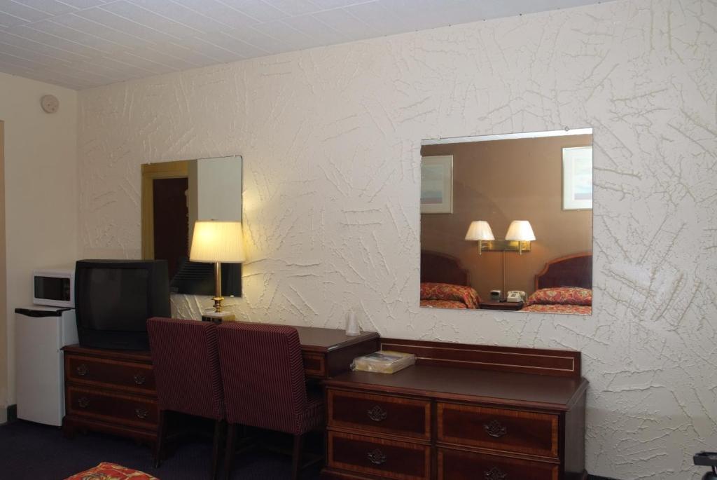 Fairway Inn & Suites 키치너 객실 사진